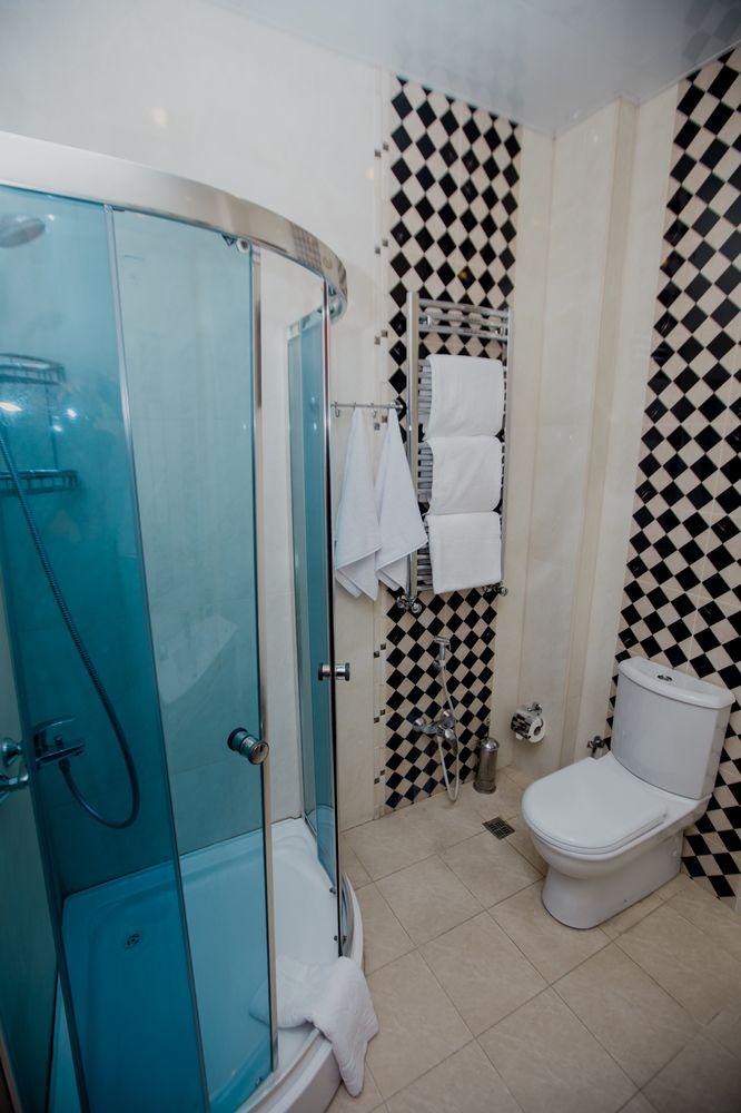באקו Astola Hotel מראה חיצוני תמונה
