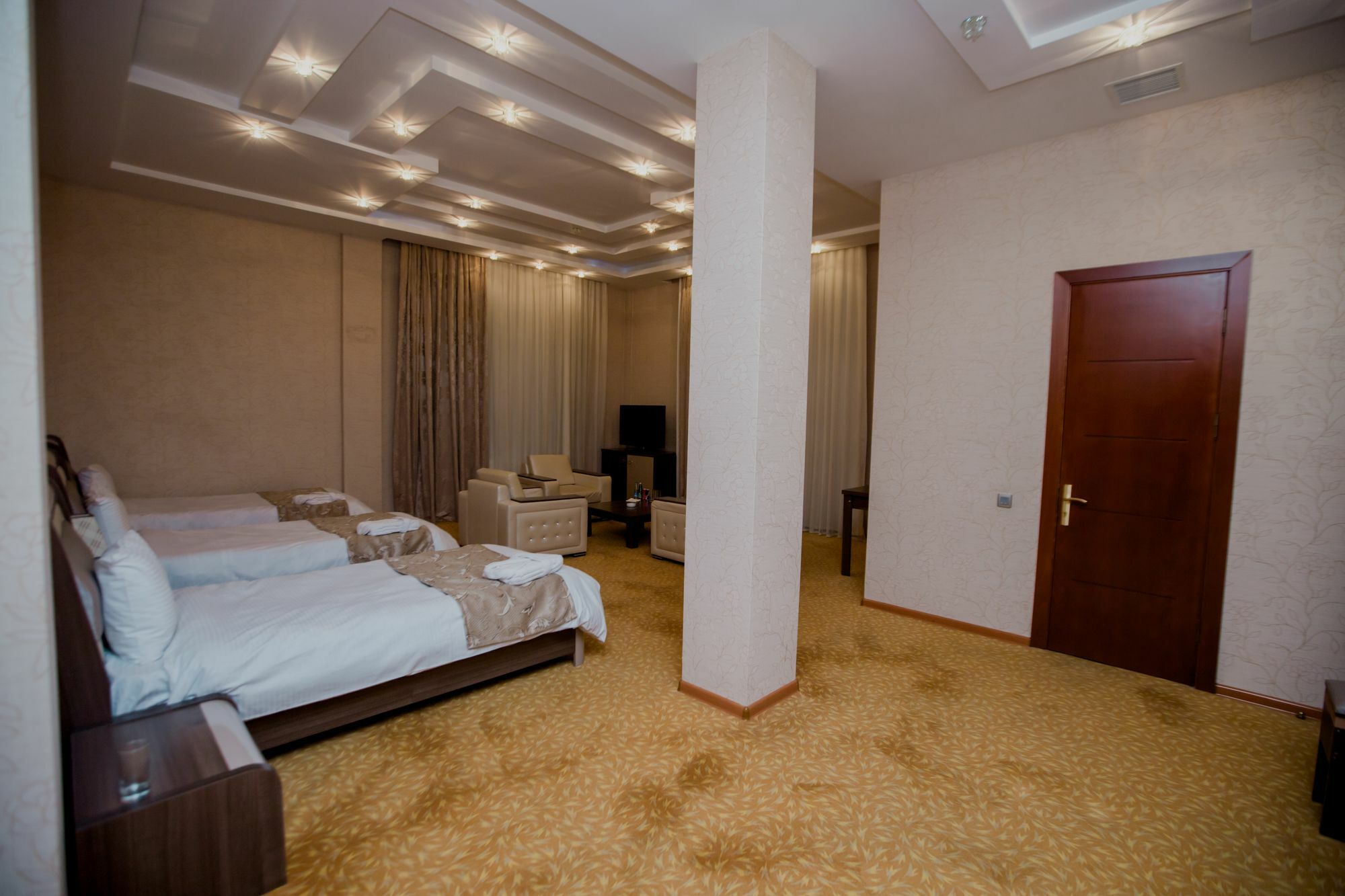 באקו Astola Hotel מראה חיצוני תמונה