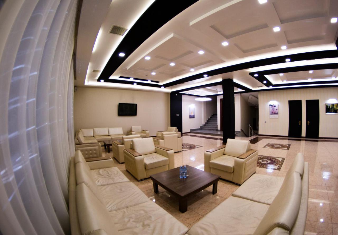 באקו Astola Hotel מראה חיצוני תמונה