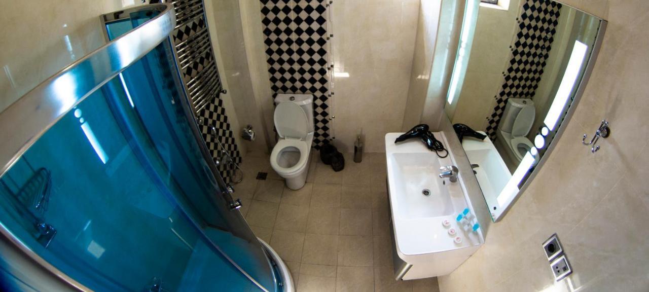 באקו Astola Hotel מראה חיצוני תמונה