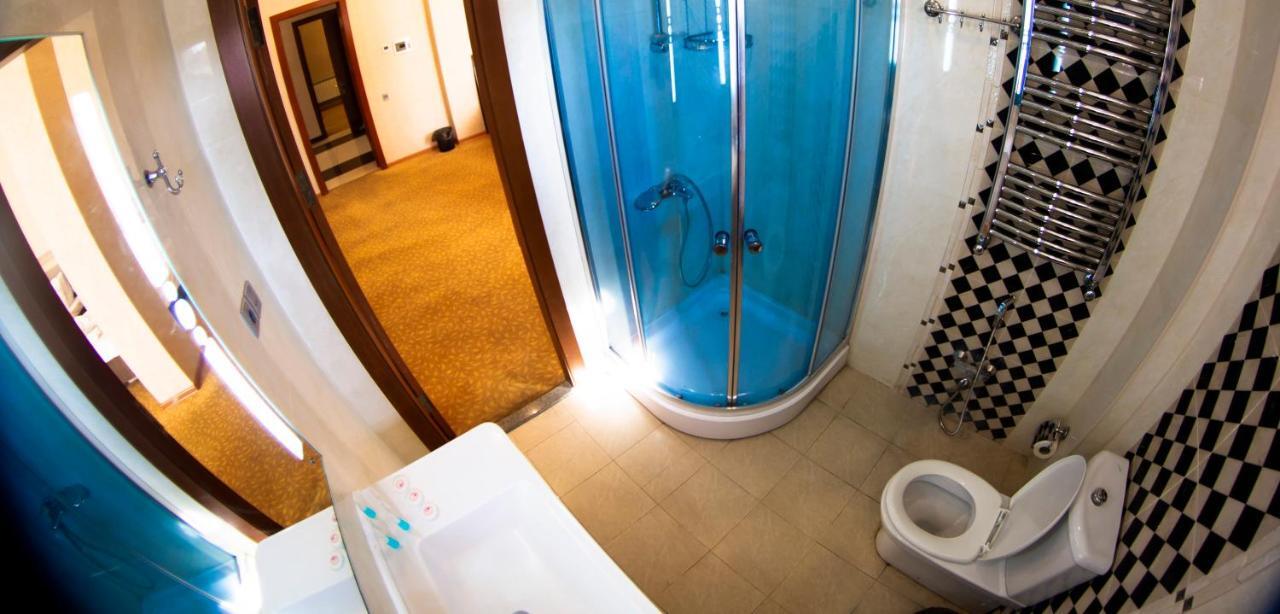 באקו Astola Hotel מראה חיצוני תמונה