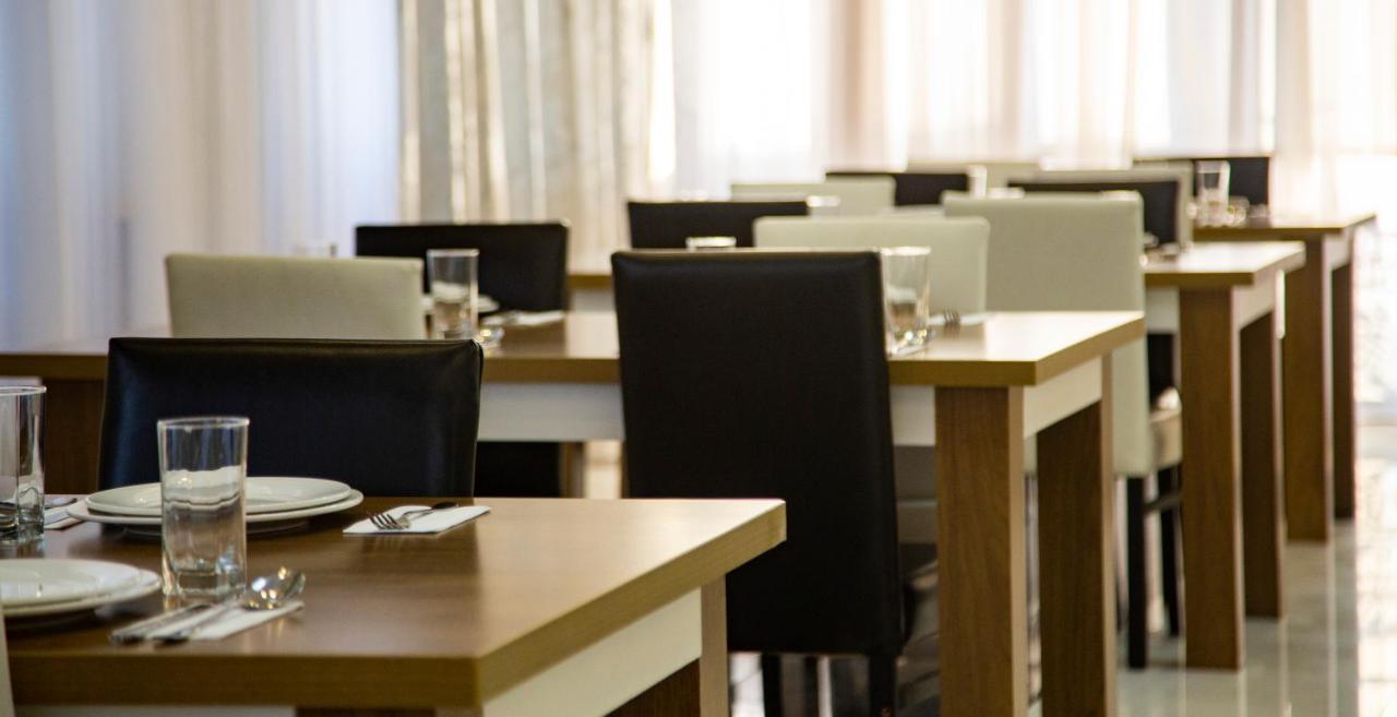 באקו Astola Hotel מראה חיצוני תמונה