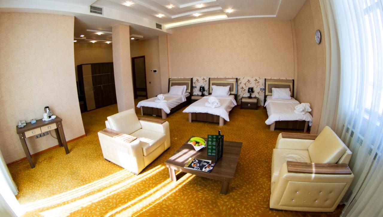 באקו Astola Hotel מראה חיצוני תמונה